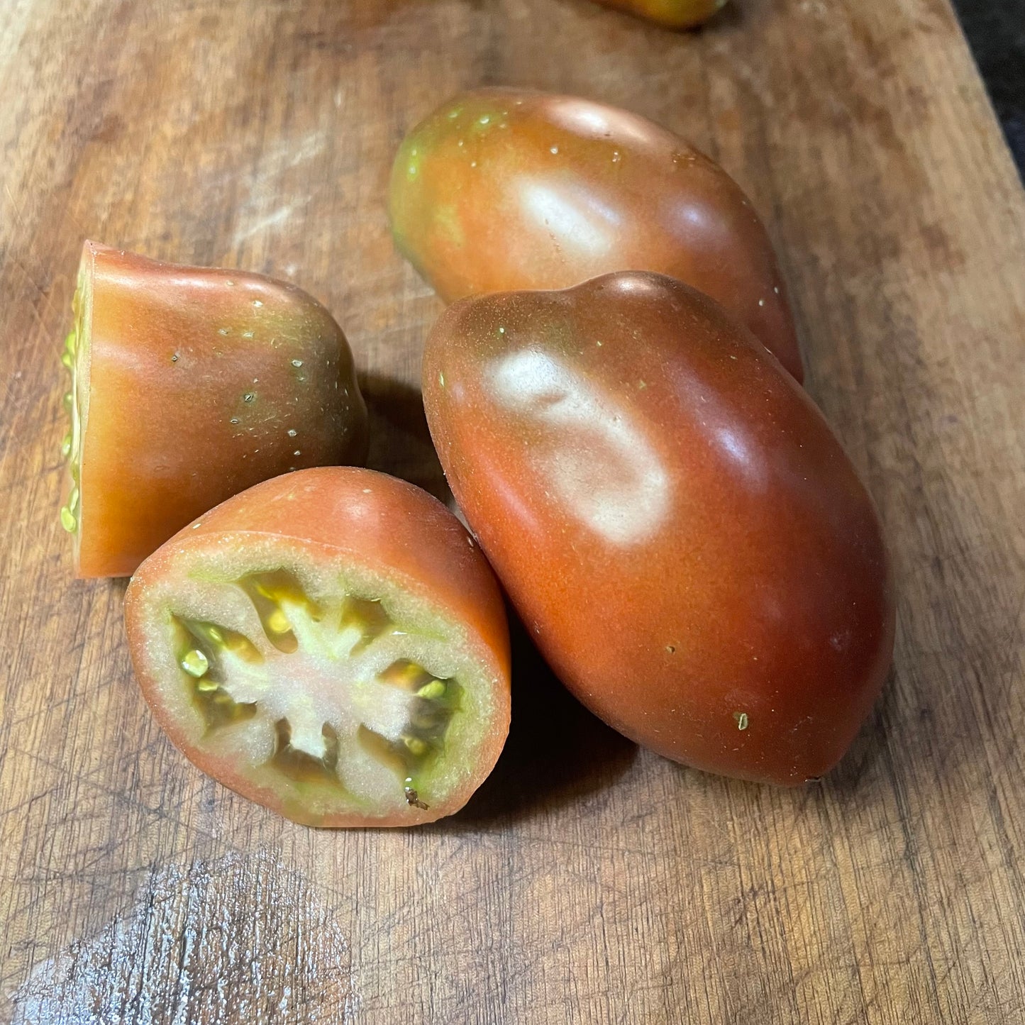 Púrpura Ruso - Semillas de Tomate - Tomate Heirloom - Más de 25 Semillas