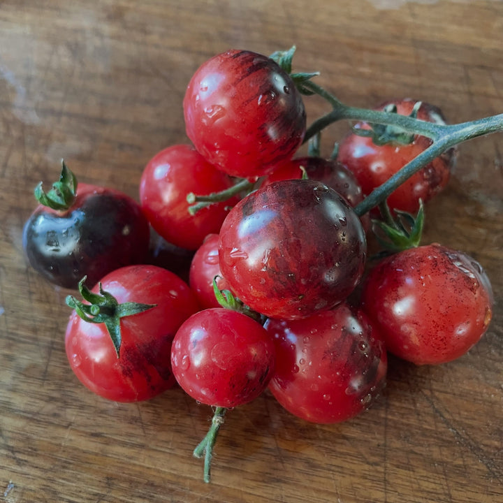 black strawberry tomatoes, image 2 of 3