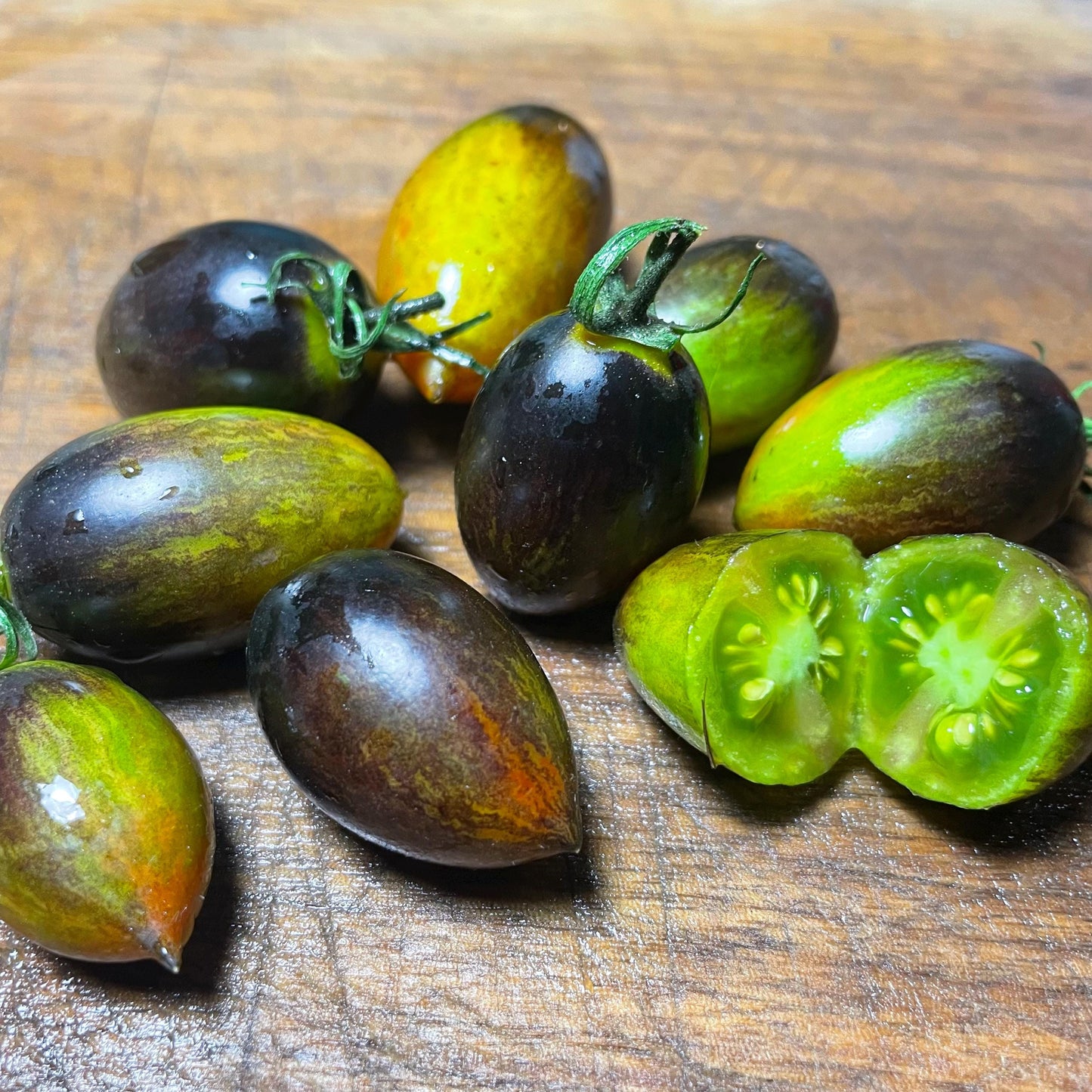 Brad's Atomic Grape - Tomato Seeds - Heirloom Tomato - 15+ Seeds