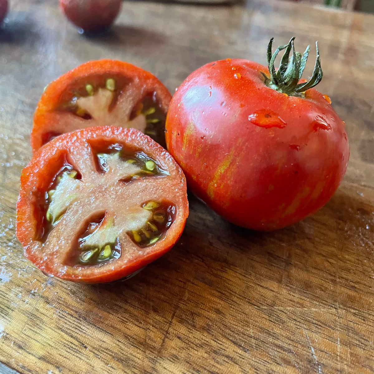 Sarandipity tomatoes photographed at Oak Summit Nursery.