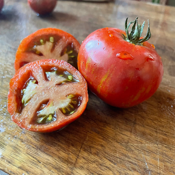 Sarandipity tomatoes photographed at Oak Summit Nursery.